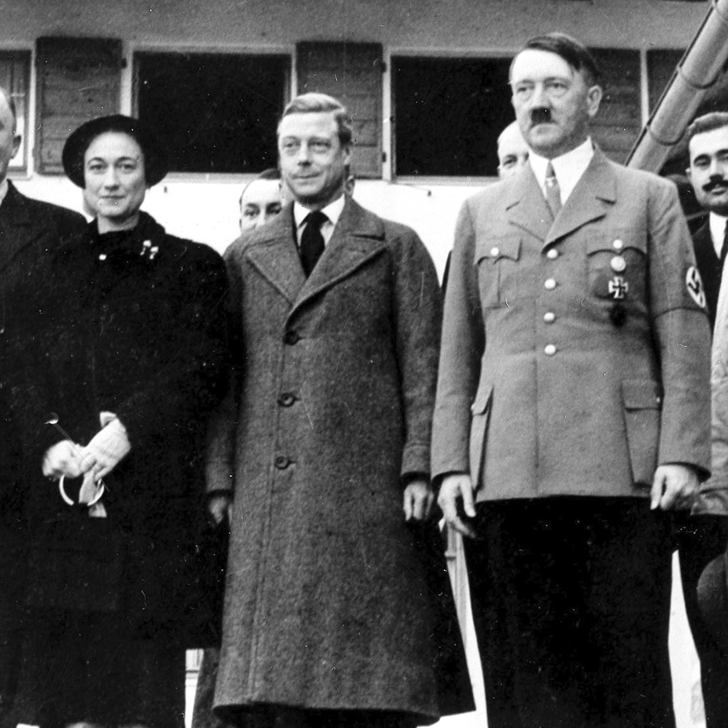 Cómo llegó hitler al poder resumen