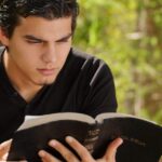 Referencias A Líderes En La Biblia: Descubre Dónde Se Mencionan Estos Guías